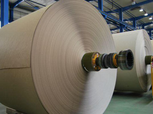 ماكينة صنع ورق الكرافت ذات القوة العالية 3200 مم