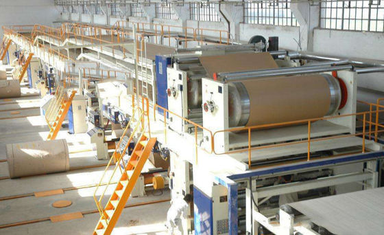 آلة تصنيع الورق اليدوي آلة اختبار الورق اليدوي طابعة الورق 500T / D 5200mm