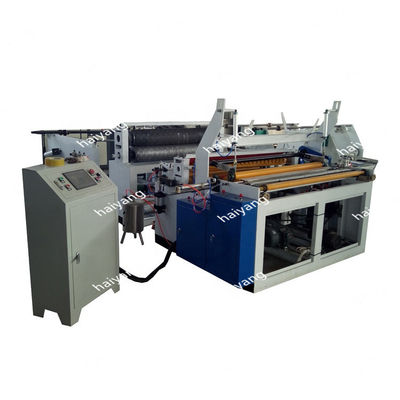 مبيعات المصنع آلة إعادة لف الورق المشقق / آلة نقش ورق التواليت عالية السرعة