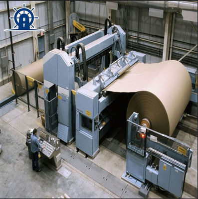 لب الخشب من الورق المقوى ورق الكرافت البني آلة إنتاج 2400mm 50T / د