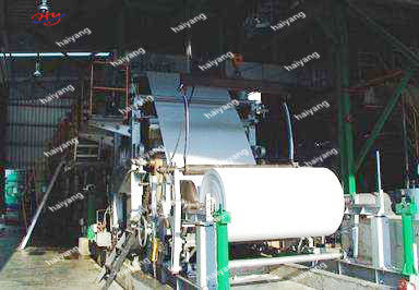 2400mm شعبية النفايات إعادة تدوير اللب الأنسجة منديل ورق التواليت ماكينة