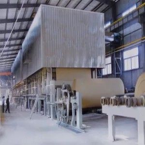 طبقة واحدة 50m / Min Kraft Fluting Paper Machine